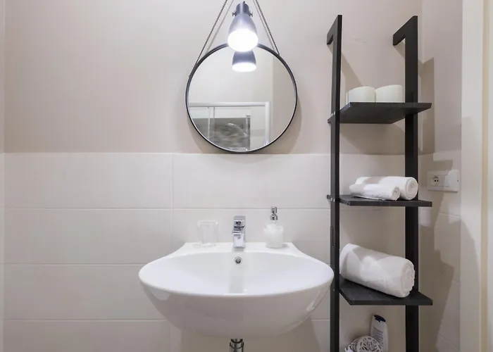 House Due Torri 公寓