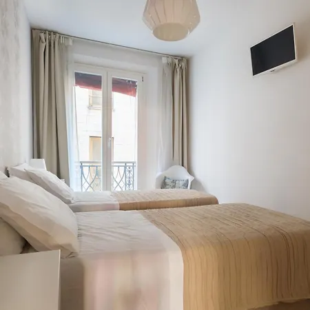 House Due Torri Apartman Bologna