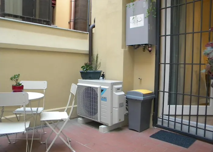 Lejlighed House Due Torri Bologna