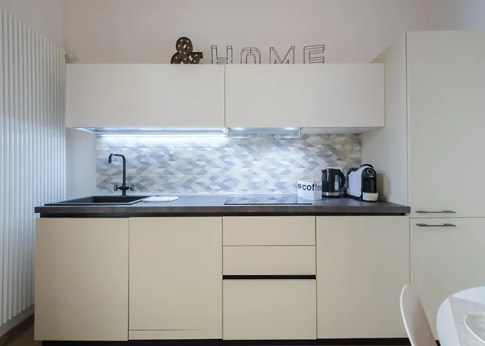 House Due Torri * Bologna