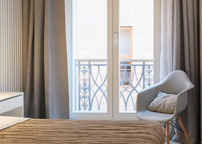 House Due Torri 아파트